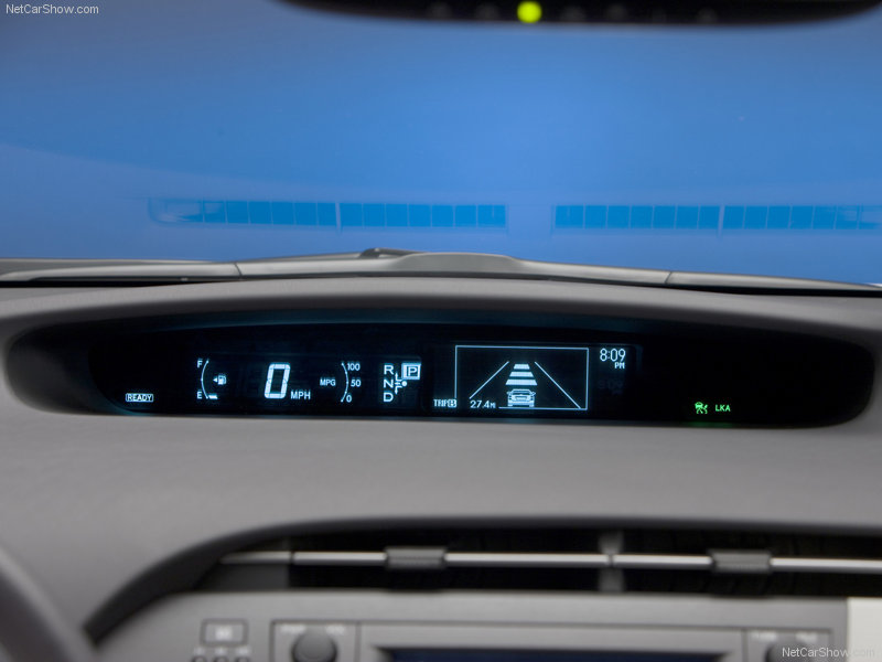 Illustration for article titled New Prius Hybrid Dashboard Photos